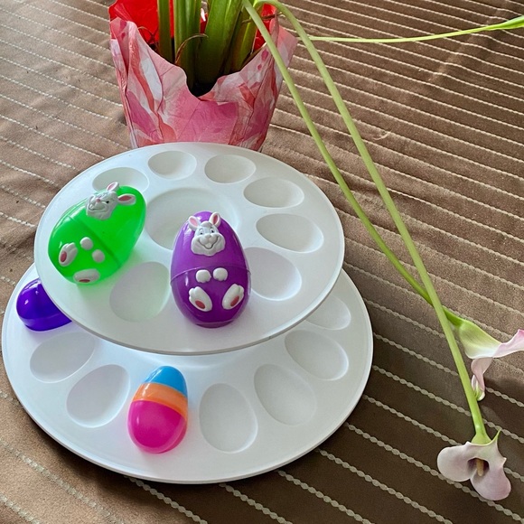 Tupperware Other - RARE Tupperware 2 Tiered Egg Serving Set